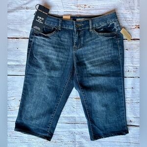 DKNY Jeans Low Rise Skinny Leg Denim Shorts